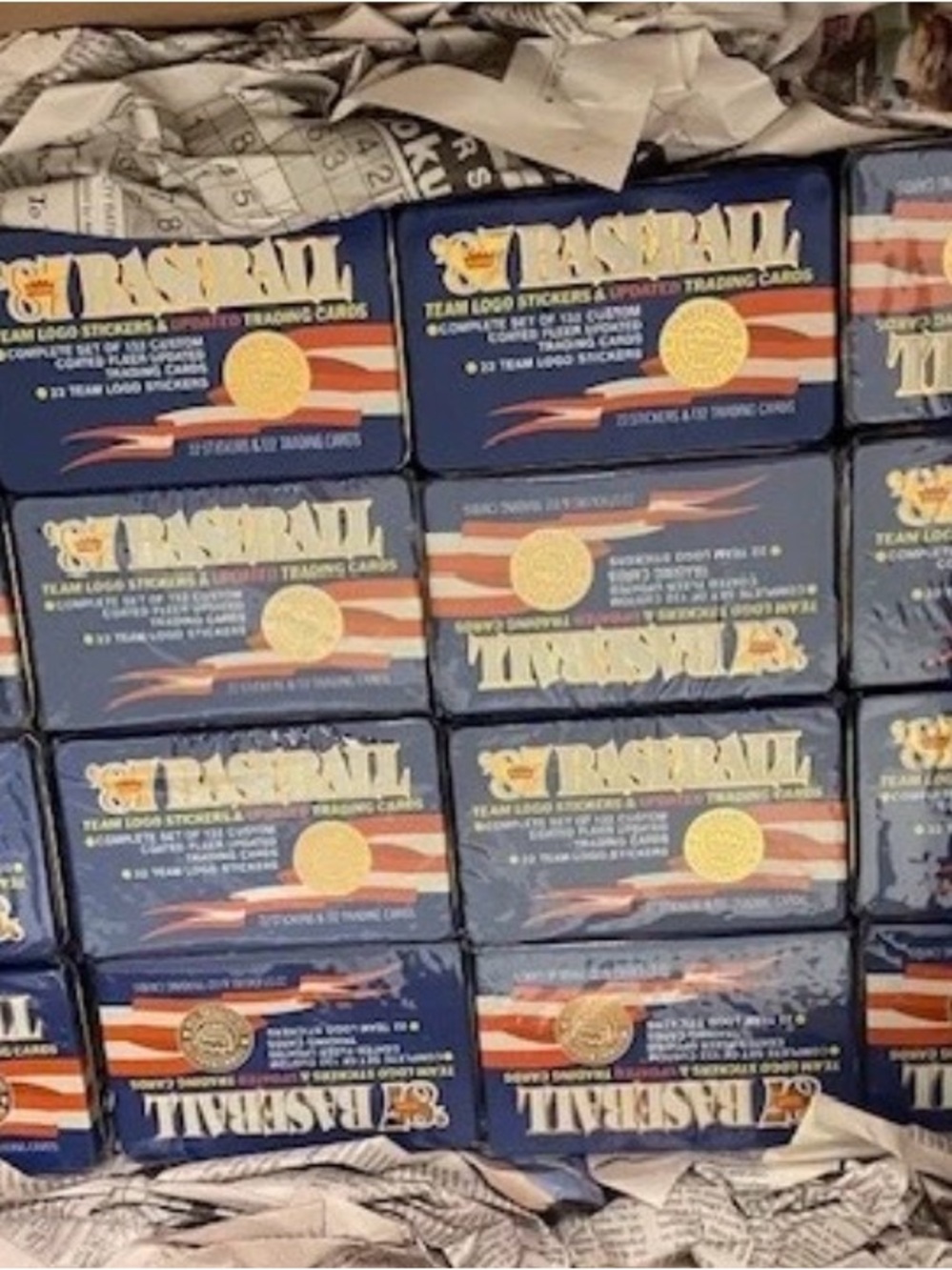 87 GLOSSY Fleer Baseball Tin Can Factory Sealed (rookies and traded)
MADDUX RC - Picture 7 of 8